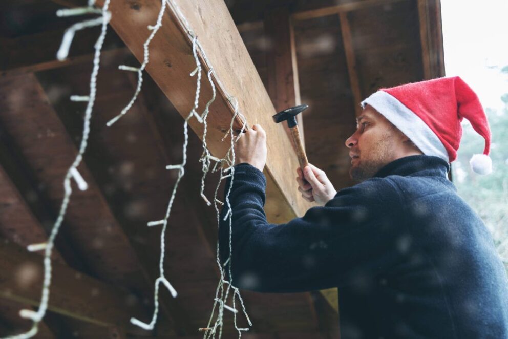 how to install christmas decorations on roof