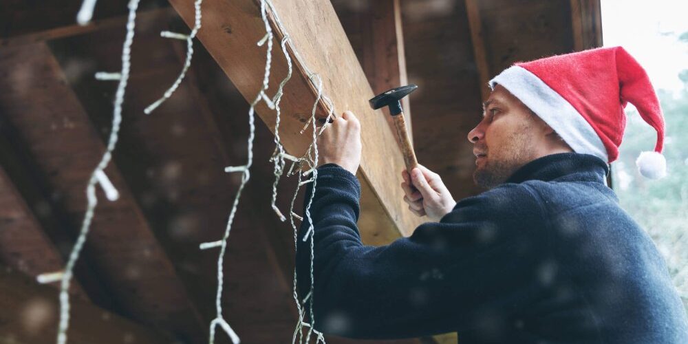 how to install christmas decorations on roof